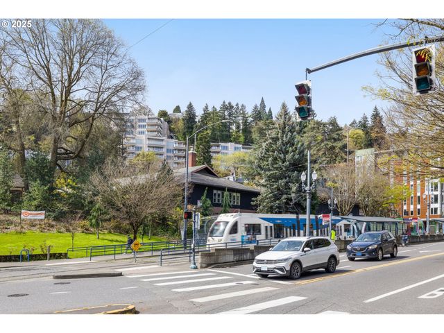 1234 Sw 18TH Ave 305, Portland, OR 97205