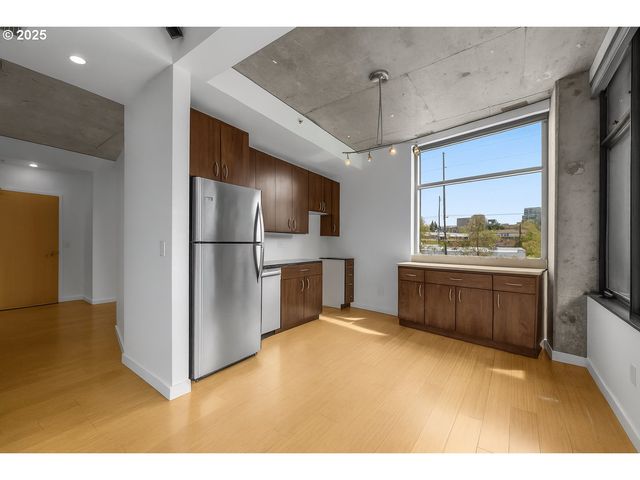 1234 Sw 18TH Ave 305, Portland, OR 97205