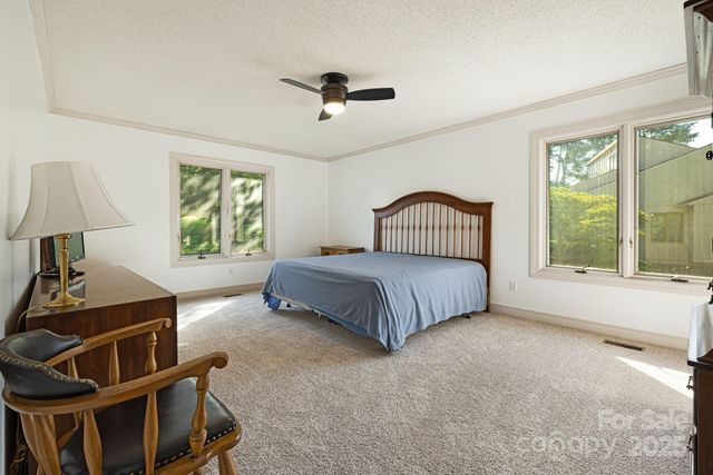 25 Westridge Court, Hendersonville, NC 28791