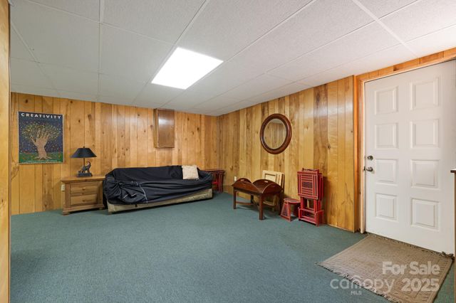 25 Westridge Court, Hendersonville, NC 28791