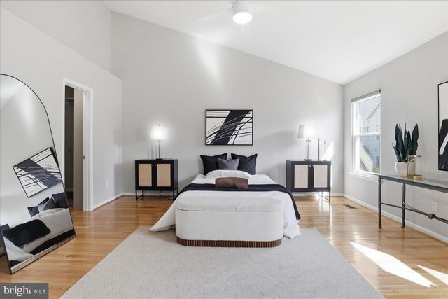 12409 CASBEER DR, Fairfax, VA 22033