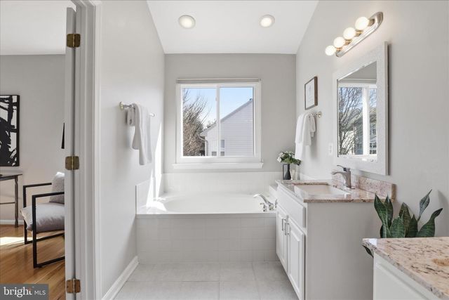 12409 CASBEER DR, Fairfax, VA 22033