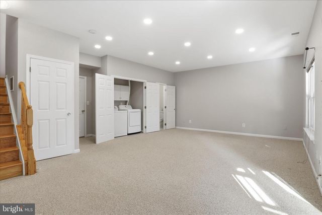 12409 CASBEER DR, Fairfax, VA 22033