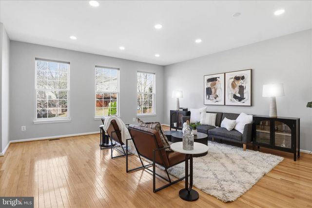 12409 CASBEER DR, Fairfax, VA 22033