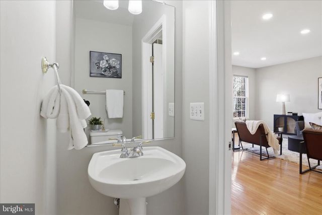 12409 CASBEER DR, Fairfax, VA 22033