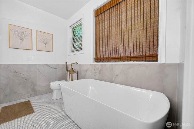 2607 Washington Boulevard, Anacortes, WA 98221