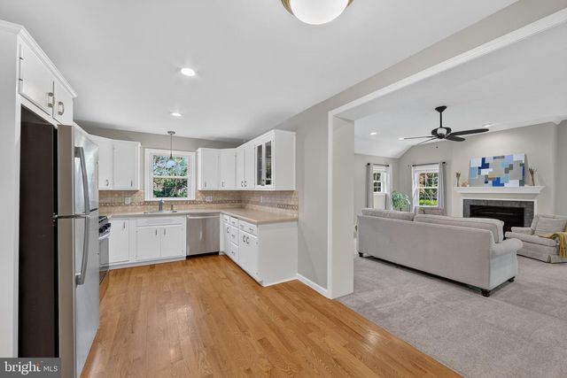 100 E ROSE VALLEY RD, Wallingford, PA 19086