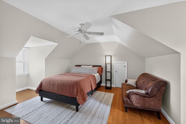 100 E ROSE VALLEY RD, Wallingford, PA 19086