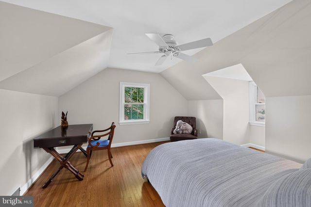 100 E ROSE VALLEY RD, Wallingford, PA 19086