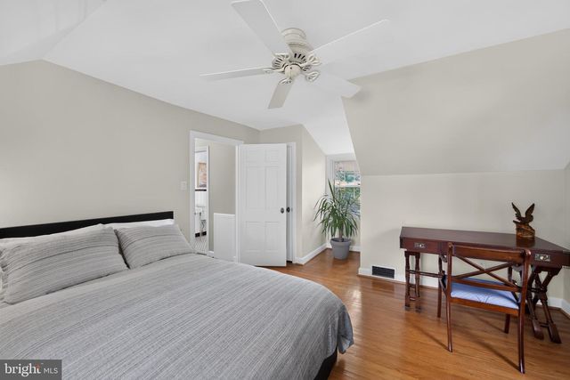 100 E ROSE VALLEY RD, Wallingford, PA 19086