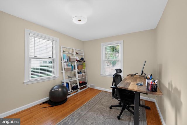 100 E ROSE VALLEY RD, Wallingford, PA 19086