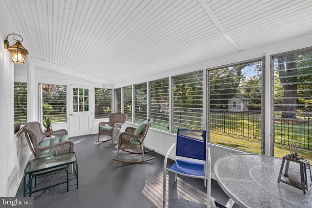 100 E ROSE VALLEY RD, Wallingford, PA 19086