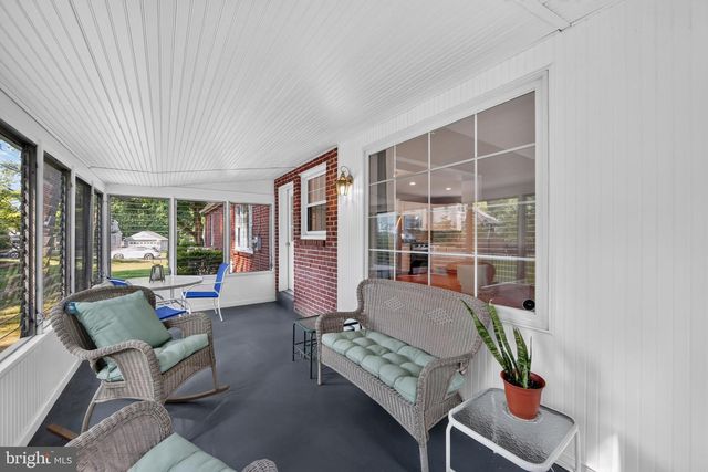 100 E ROSE VALLEY RD, Wallingford, PA 19086