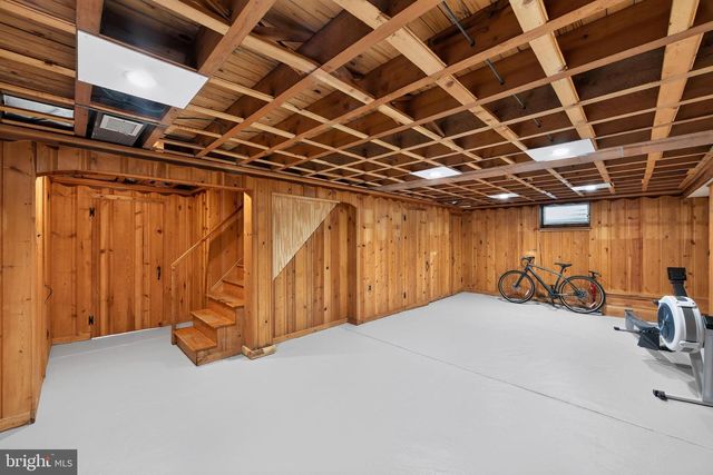 100 E ROSE VALLEY RD, Wallingford, PA 19086