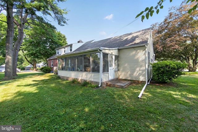 100 E ROSE VALLEY RD, Wallingford, PA 19086