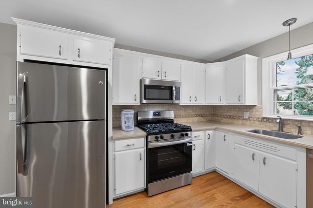 100 E ROSE VALLEY RD, Wallingford, PA 19086