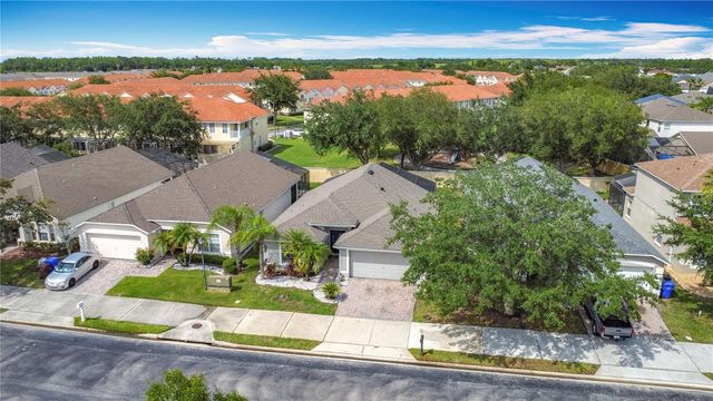 4611 CUMBRIAN LAKES DRIVE, Kissimmee, FL 34746