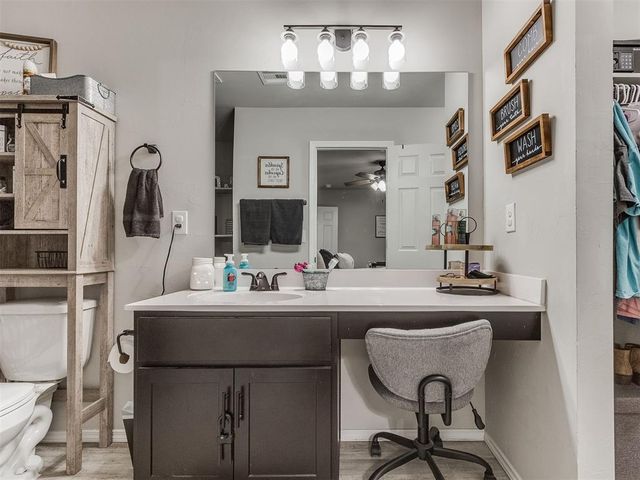 4353 Winding Brook, Harrah, OK 73045