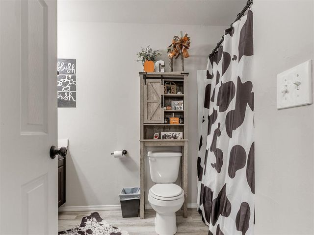 4353 Winding Brook, Harrah, OK 73045