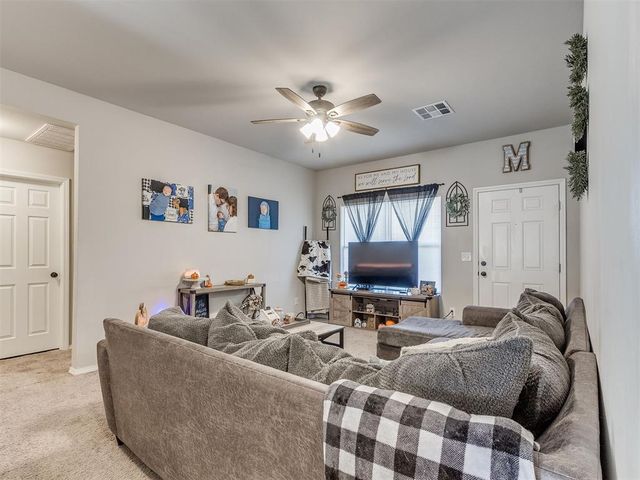 4353 Winding Brook, Harrah, OK 73045