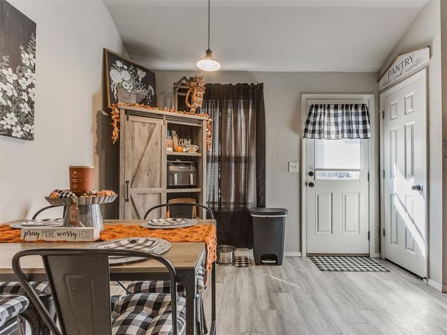 4353 Winding Brook, Harrah, OK 73045