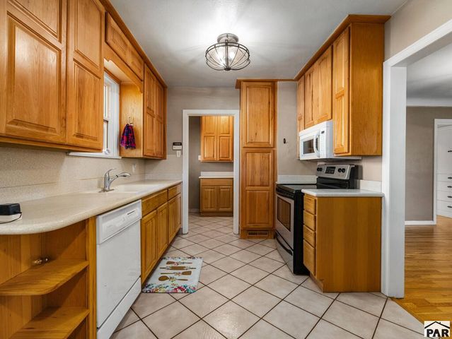 621 W Routt Ave, Pueblo, CO 81004