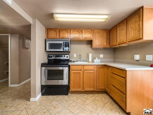 621 W Routt Ave, Pueblo, CO 81004
