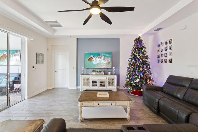 5864 ALENLON WAY, Mount Dora, FL 32757