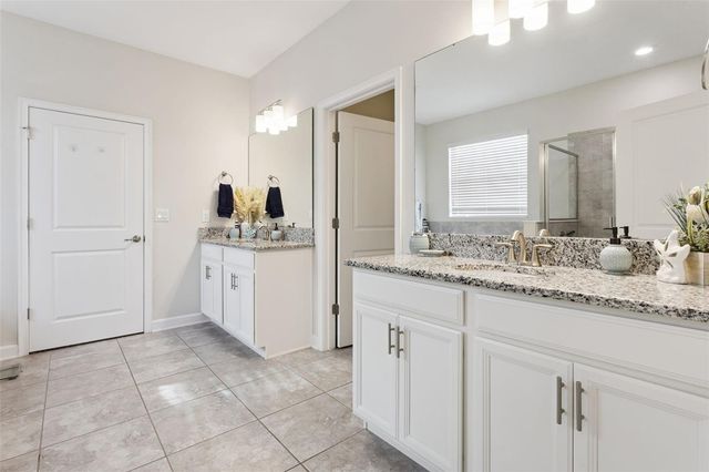 5864 ALENLON WAY, Mount Dora, FL 32757