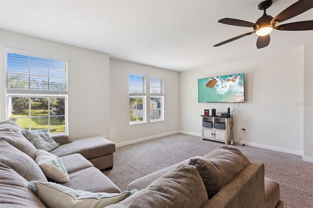 5864 ALENLON WAY, Mount Dora, FL 32757