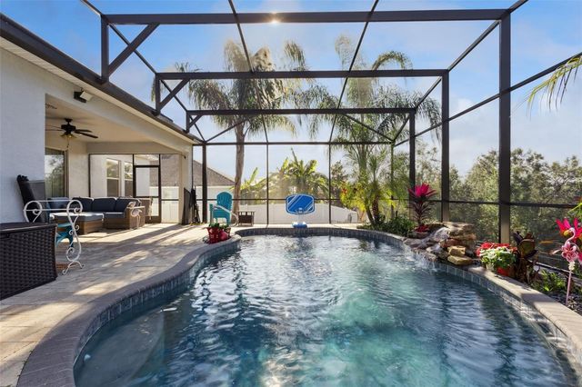 5864 ALENLON WAY, Mount Dora, FL 32757