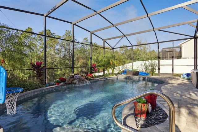 5864 ALENLON WAY, Mount Dora, FL 32757