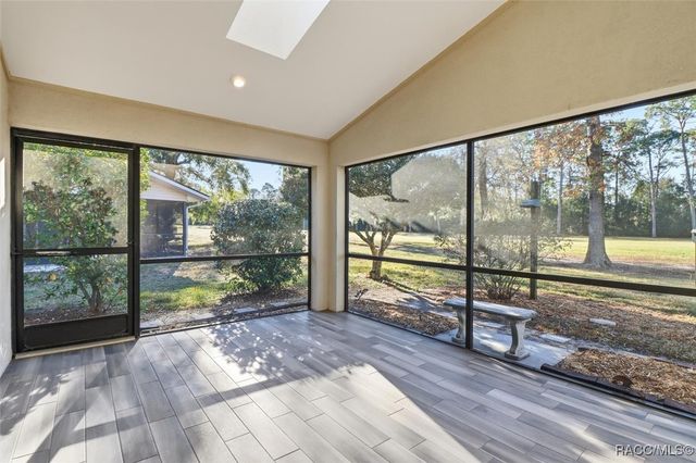 47 Chinaberry Circle, Homosassa, FL 34446