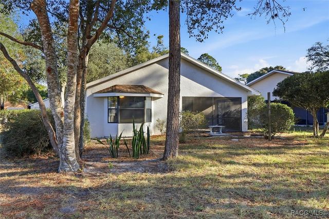 47 Chinaberry Circle, Homosassa, FL 34446