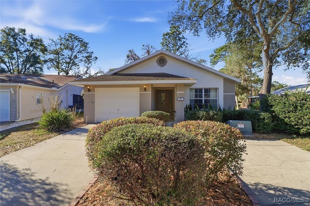 47 Chinaberry Circle, Homosassa, FL 34446