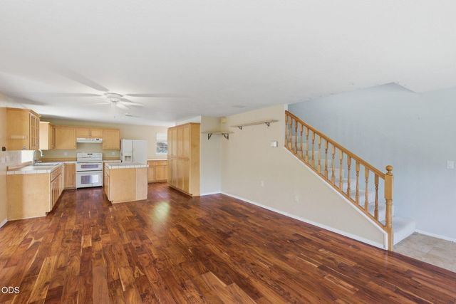 410 Schieffelin Gulch Road, Gold Hill, OR 97525