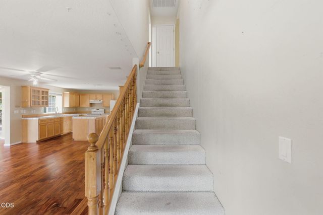 410 Schieffelin Gulch Road, Gold Hill, OR 97525