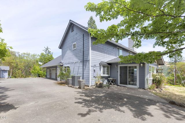 410 Schieffelin Gulch Road, Gold Hill, OR 97525