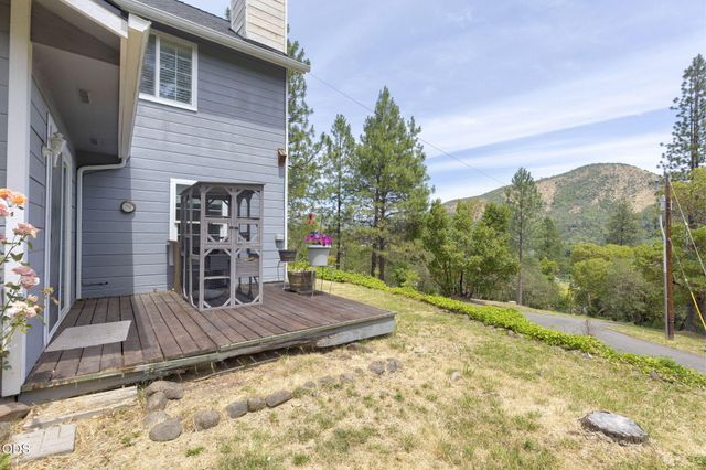 410 Schieffelin Gulch Road, Gold Hill, OR 97525