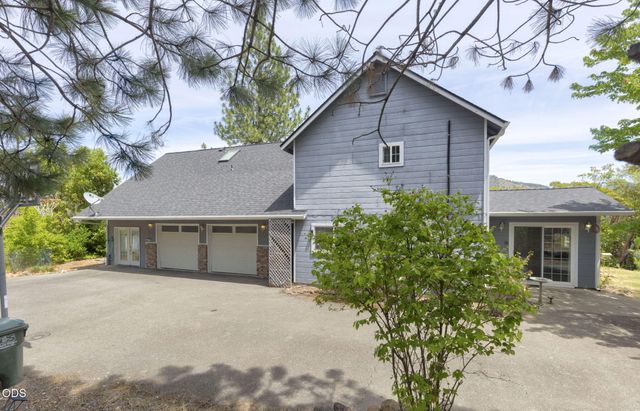 410 Schieffelin Gulch Road, Gold Hill, OR 97525
