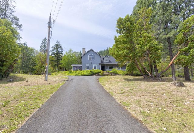 410 Schieffelin Gulch Road, Gold Hill, OR 97525