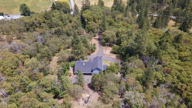 410 Schieffelin Gulch Road, Gold Hill, OR 97525