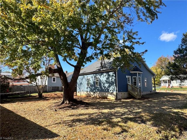 3912 Fairall Drive, Greensboro, NC 27401