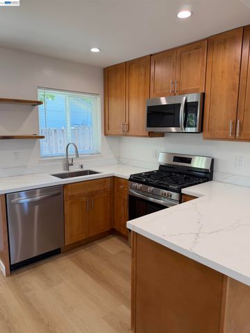 74-78 Palana Ct 78, Walnut Creek, CA 94595