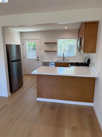 74-78 Palana Ct 78, Walnut Creek, CA 94595