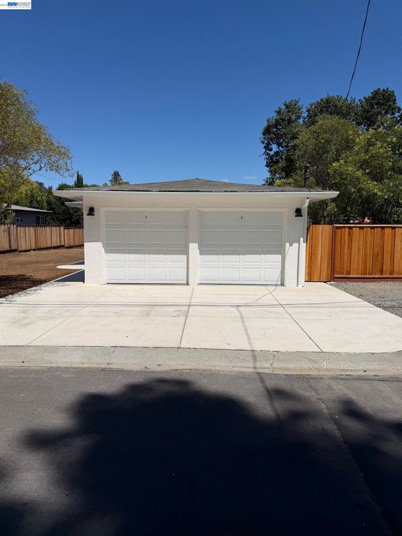 74-78 Palana Ct 78, Walnut Creek, CA 94595