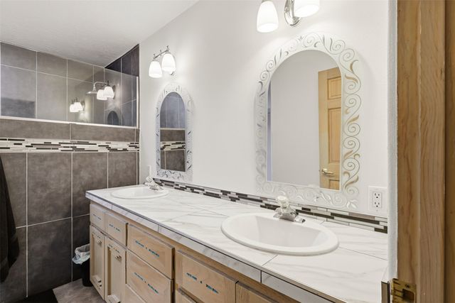 4018 Painted Pony Circle, Santa Fe, NM 87507