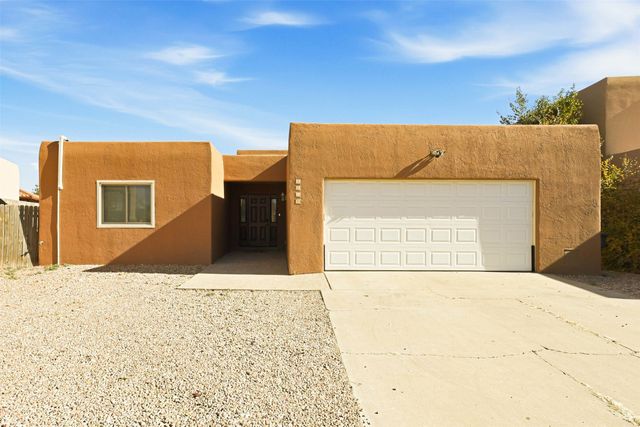 4018 Painted Pony Circle, Santa Fe, NM 87507