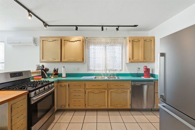 4018 Painted Pony Circle, Santa Fe, NM 87507