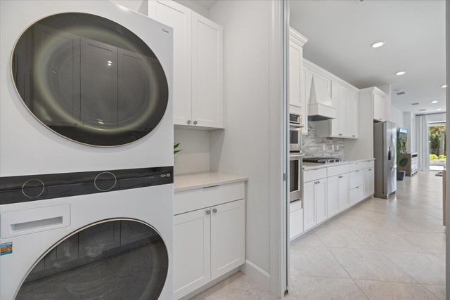 6295 CRESTED EAGLE LANE, Nokomis, FL 34275